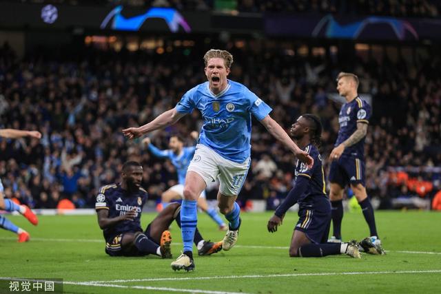开云体育在线-利物浦胜利淘汰曼城，晋级欧冠四强